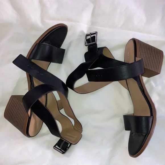Merona Chunky Heel Shoes with straps at ankle - Picture 8 of 13